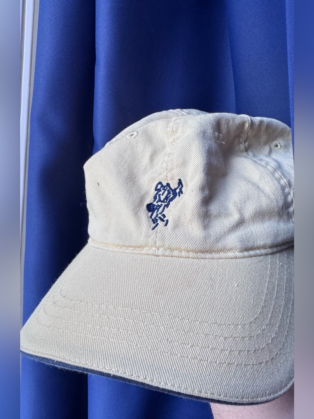 Vintage AshworthClassic Embroidered Polo Player Baseball Cap - Cream with Navy